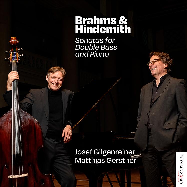 AG0026 © HNE Rights GmbH AG0026 Webcover